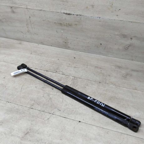 amortizator-kryski-bagaznika-upor-nissan-primera-p11-art-83851-big-0