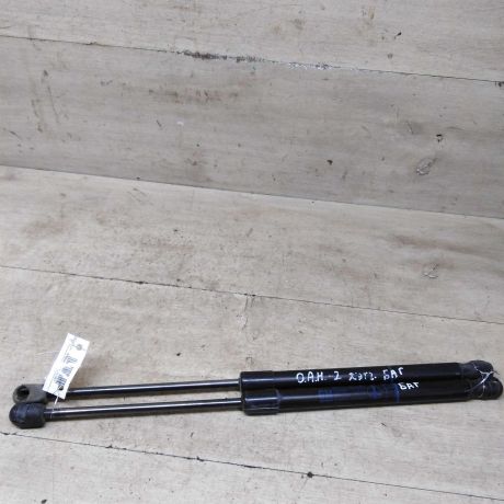 amortizator-kryski-bagaznika-upor-opel-astra-h-art-84245-big-0