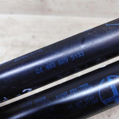 amortizator-kryski-bagaznika-upor-opel-astra-h-art-84245-big-2