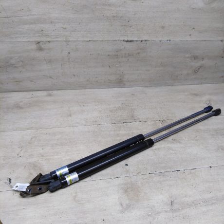 amortizator-kryski-bagaznika-upor-mazda-6-gg-art-86068-big-0