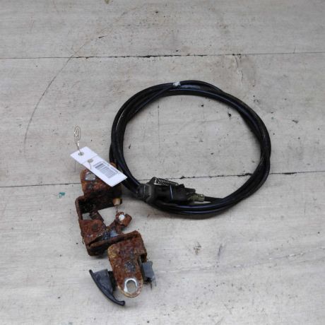 tros-otkryvanie-liucka-benzobaka-kia-carens-i-rs-art-86824-big-1