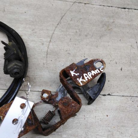 tros-otkryvanie-liucka-benzobaka-kia-carens-i-rs-art-86824-big-4