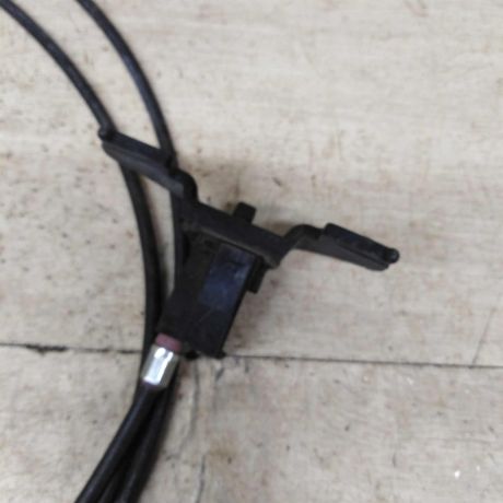 tros-otkryvaniia-toplivnogo-baka-mitsubishi-lancer-9-art-87388-big-1