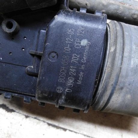 trapeciia-stekloocistitelia-lobovogo-stekla-ford-mondeo-3-defekt-art-89725-big-1