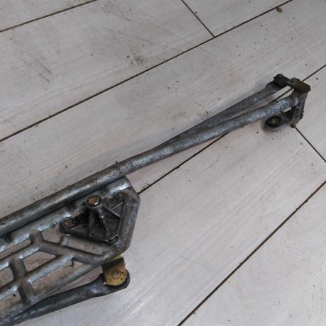 trapeciia-stekloocistitelia-v-sbore-s-motorcikom-ford-galaxy-art-92148-big-6