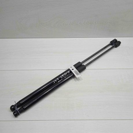 amortizator-kryski-bagaznika-upor-hyundai-ix35-i-art-93035-big-0