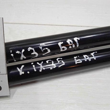 amortizator-kryski-bagaznika-upor-hyundai-ix35-i-art-93035-big-1