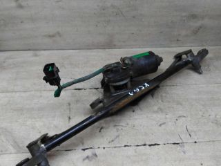 trapeciia-stekloocistitelia-v-sbore-hyundai-santa-fe-i-art-94026