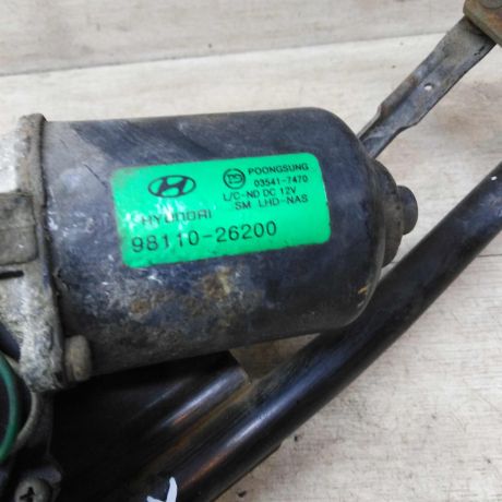 trapeciia-stekloocistitelia-v-sbore-hyundai-santa-fe-i-art-94026-big-4