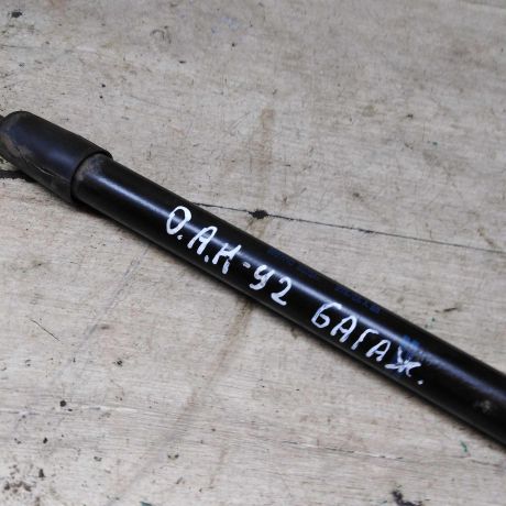 amortizator-kryski-bagaznika-upor-opel-astra-h-art-95098-big-3