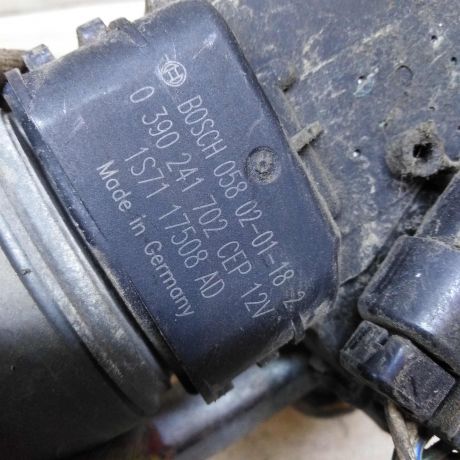 trapeciia-stekloocistitelia-s-motorcikom-ford-mondeo-3-art-95307-big-2