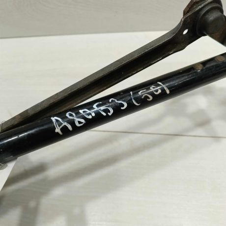 trapeciia-stekloocistitelia-stekla-audi-80-b3-art-95539-big-1