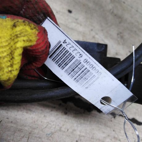 tros-kapota-nissan-primera-p12-art-96820-big-1