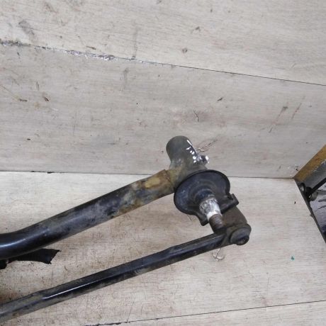 trapeciia-stekloocistitelia-lobovogo-stekla-v-sbore-s-motorcikom-kia-ceed-i-art-97042-big-6