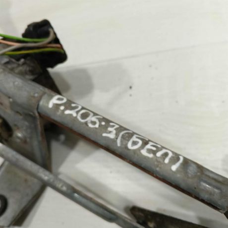 trapeciia-stekloocistitelia-lobovogo-stekla-v-sbore-s-motorcikom-peugeot-206-art-97295-big-2