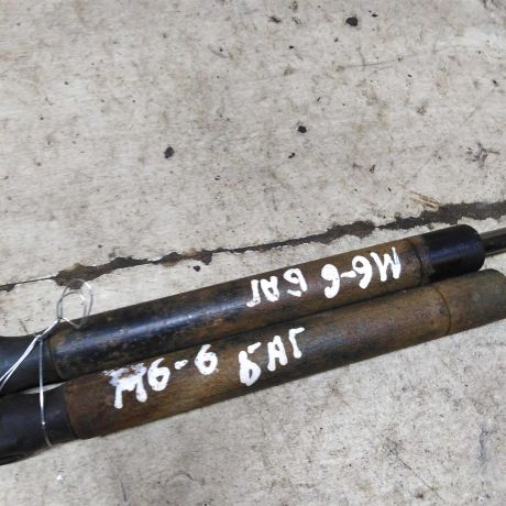 amortizator-kryski-bagaznika-upor-mazda-6-gg-art-99093-big-2