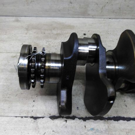 kolenval-24i-audi-a6-c6-bdw-art-107038-big-2