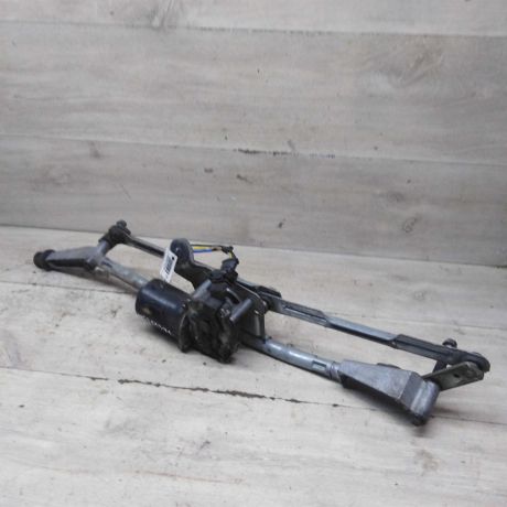 trapeciia-stekloocistitelia-lobovogo-stekla-s-motorcikom-volvo-s80-art-99315-big-2