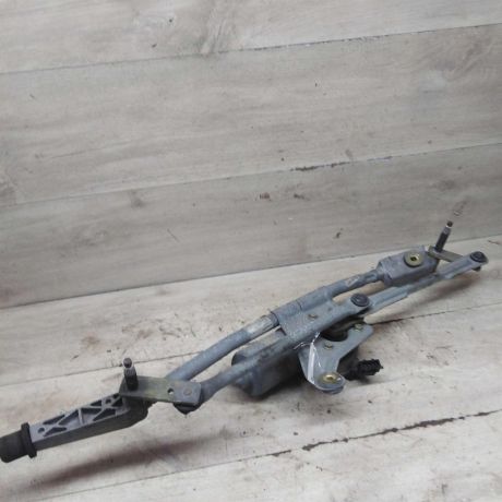 trapeciia-stekloocistitelia-lobovogo-stekla-v-sbore-s-motorcikom-volvo-s80-art-99443-big-1