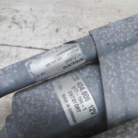 trapeciia-stekloocistitelia-lobovogo-stekla-v-sbore-s-motorcikom-volvo-s80-art-99443-big-2