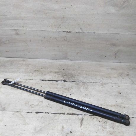 amortizator-kryski-bagaznika-upor-hyundai-matrix-art-99455-big-0