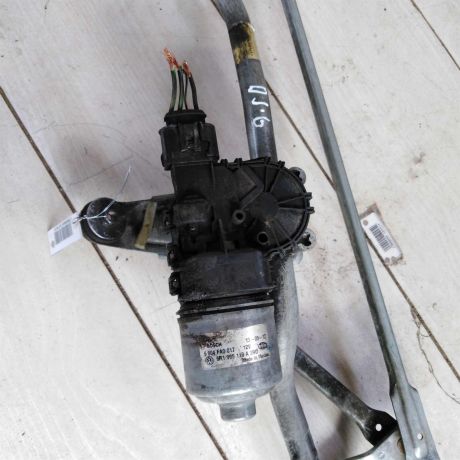 trapeciia-stekloocistitelia-volkswagen-jetta-vi-art-101640-big-4