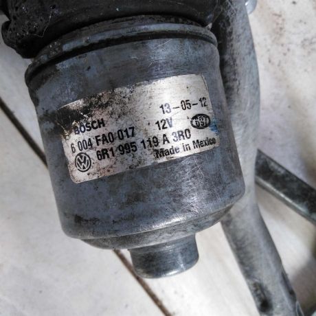 trapeciia-stekloocistitelia-volkswagen-jetta-vi-art-101640-big-2