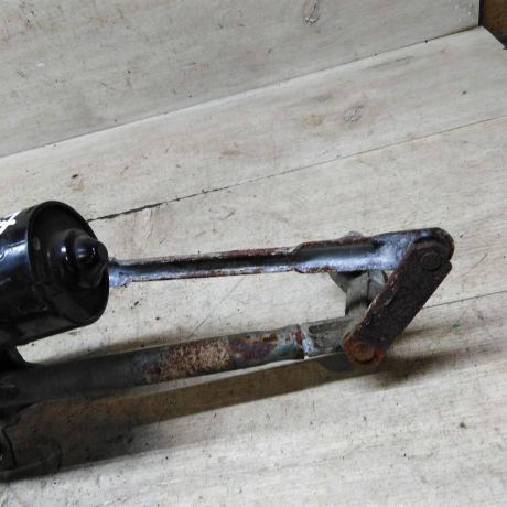 trapeciia-stekloocistitelia-lobovogo-stekla-skoda-octavia-tour-volkswagen-bora-volkswagen-jetta-4-volkswagen-golf-4-art-102605-big-6