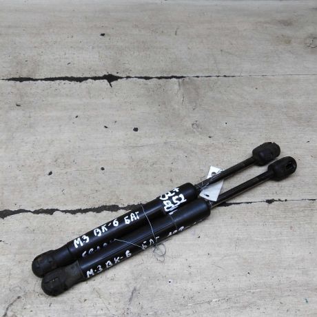 amortizator-kryski-bagaznika-upor-mazda-3-bk-art-103007-big-0