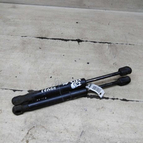 amortizator-kryski-bagaznika-upor-mazda-3-bk-art-103007-big-3