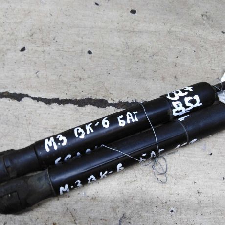 amortizator-kryski-bagaznika-upor-mazda-3-bk-art-103007-big-1