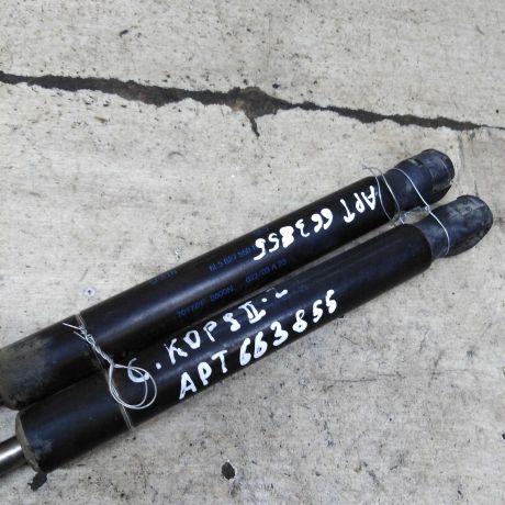 amortizator-kryski-bagaznika-upor-seat-cordoba-ii-art-104202-big-1