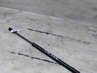 amortizator-kryski-bagaznika-upor-volkswagen-jetta-vi-art-105258