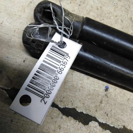 amortizator-kryski-bagaznika-renault-megane-ii-art-106319-big-1