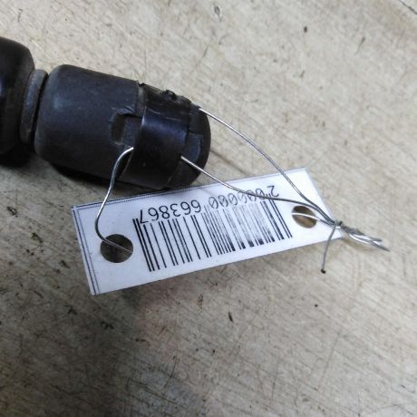 amortizator-kryski-bagaznika-upor-sedan-audi-100-c4-audi-a6-c4-art-106560-big-1