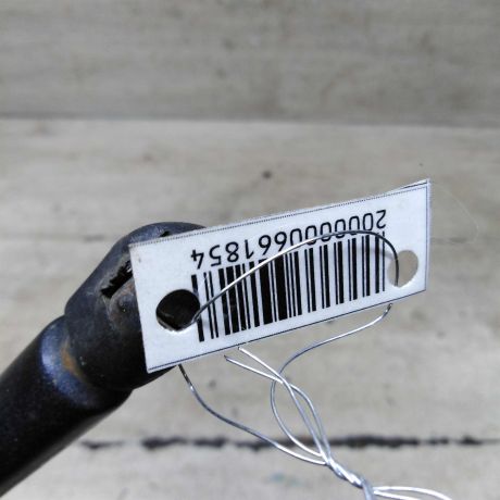 amortizator-kryski-bagaznika-volkswagen-passat-b5-art-107084-big-1