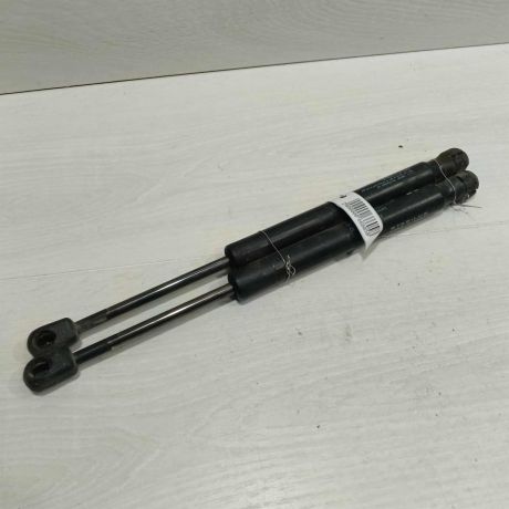 amortizator-kryski-bagaznika-hyundai-sonata-4-ef-art-107486-big-0