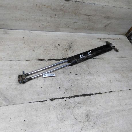 amortizator-kryski-bagaznika-hyundai-accent-i-art-107911-big-0