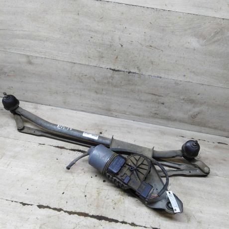 trapeciia-stekloocistitelia-perednego-renault-logan-i-art-108843-big-0