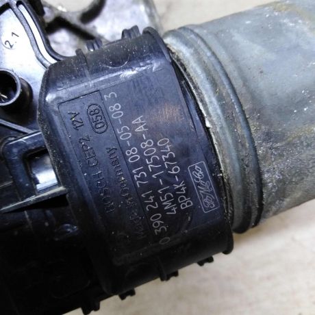 trapeciia-stekloocistitelia-lobovogo-stekla-ford-focus-2-kabriolet-art-109395-big-1