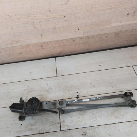 trapeciia-stekloocistitelia-lobovogo-stekla-ford-focus-1-art-109737-big-0