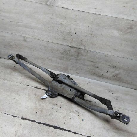 trapeciia-stekloocistitelia-lobovogo-stekla-defekt-audi-a6-c5-art-109777-big-0