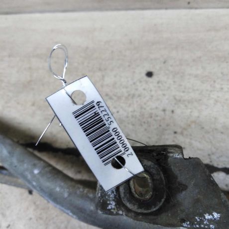 trapeciia-stekloocistitelia-lobovogo-stekla-defekt-audi-a6-c5-art-109777-big-1