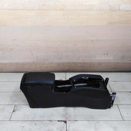 podlokotnik-nissan-qashqai-ii-restailing-art-111017-big-0