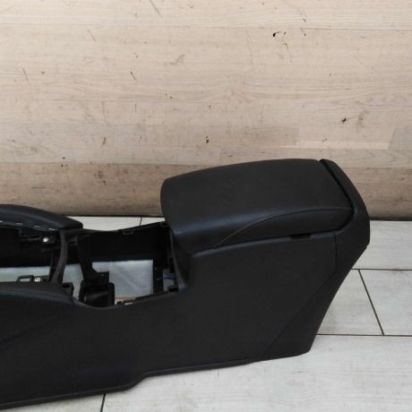 podlokotnik-nissan-qashqai-ii-restailing-art-111017-big-7