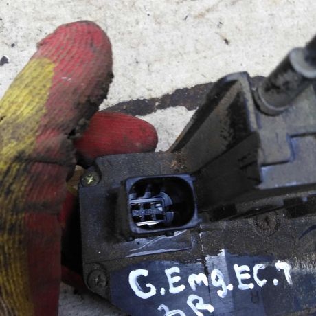 zamok-dveri-zadnii-pravyi-geely-emgrand-ec7-art-111072-big-3