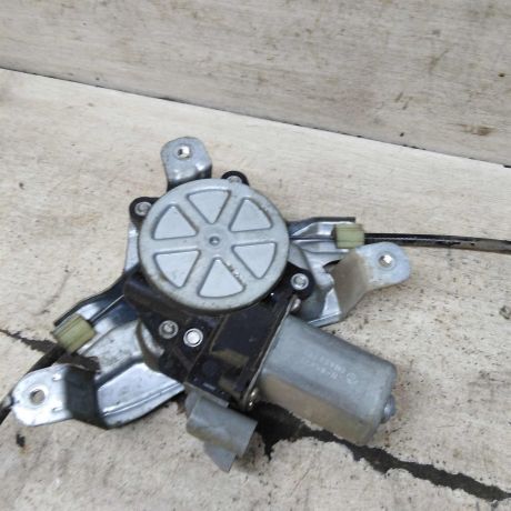 steklopodieemnik-elektriceskii-zadnii-levyi-geely-emgrand-ec7-art-111073-big-1