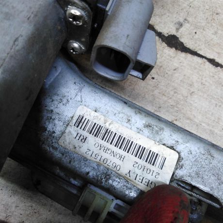 steklopodieemnik-elektriceskii-perednii-pravyi-geely-emgrand-ec7-art-111078-big-2