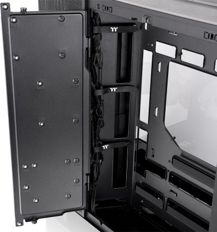 korpus-thermaltake-ca-11e-00m1wn-00-big-3