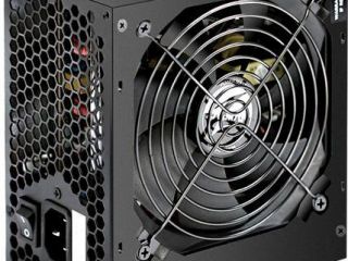 blok-pitaniia-zalman-zm400-xeii